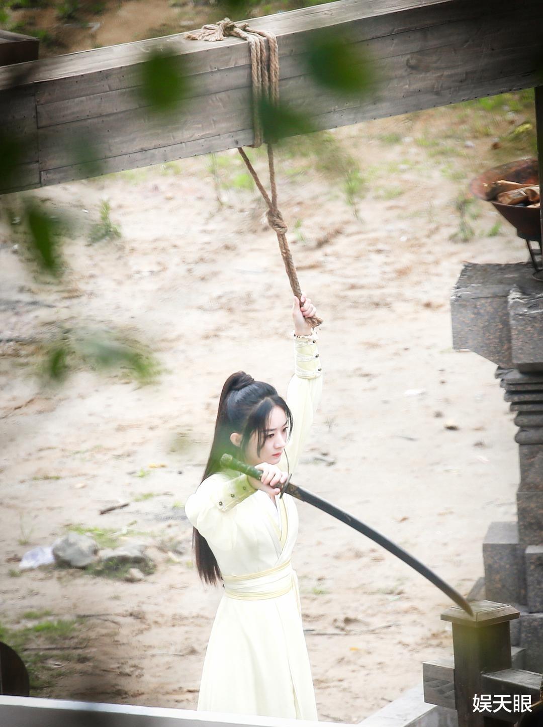 「赵丽颖」《有翡》即将杀青，赵丽颖王一博最新路透状态佳