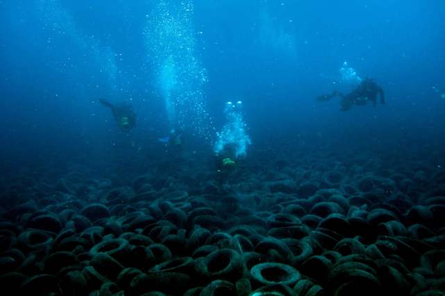 「太空」3850米海底传回一组照片,各国都不淡定了,让我国马上停手