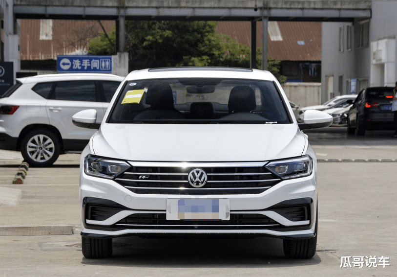 丰田卡罗拉|不懂车的选卡罗拉,半懂车的选轩逸,真正懂车的多半会选它!