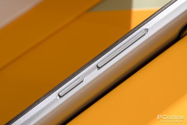 iphone12|realme V3评测：平民法拉利！首台百元级5G手机