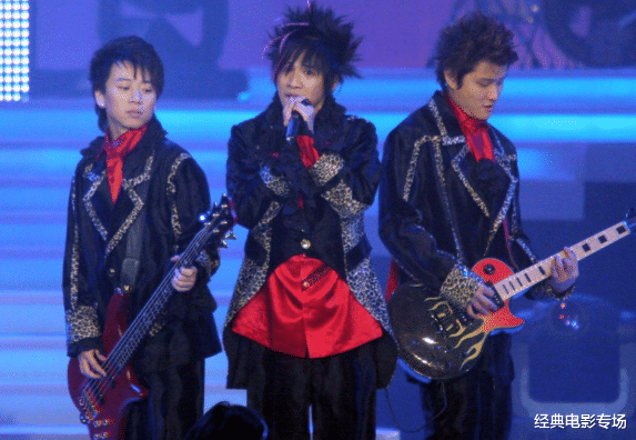 花儿乐队|花儿乐队不是大张伟一个人的乐队，没了他，也可以是花儿乐队