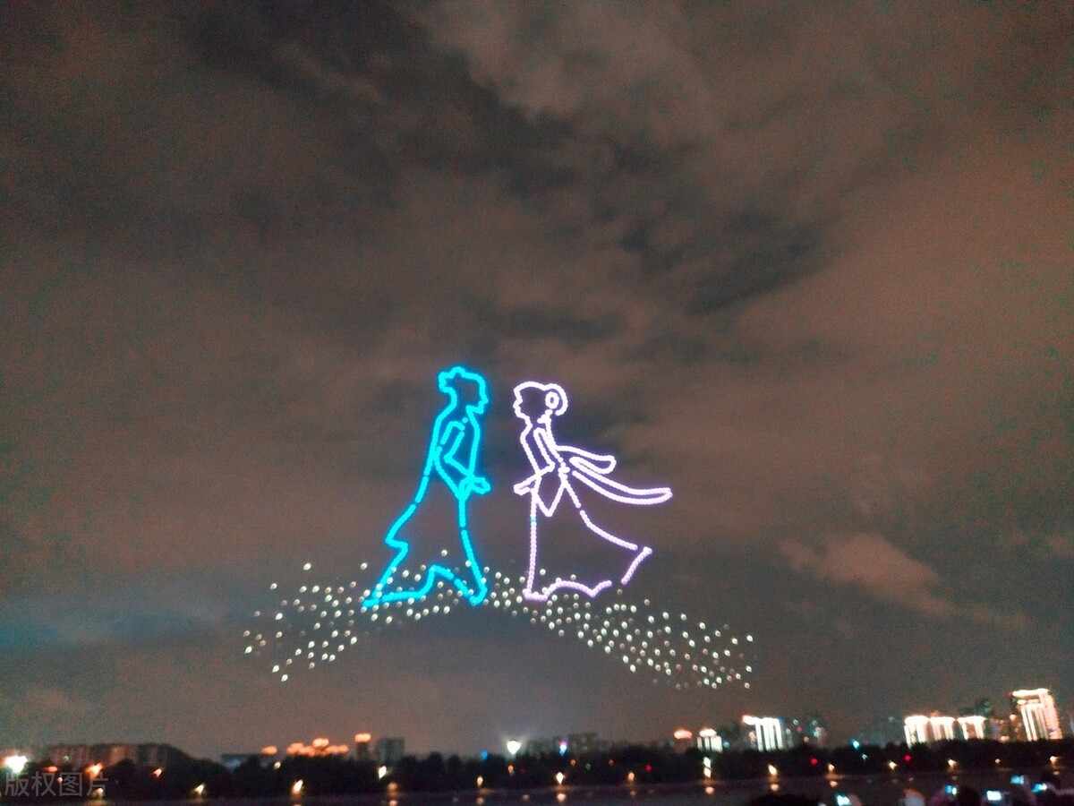 |一个35岁的男人,在职场年薪只有30万,值得跟他过下去吗?