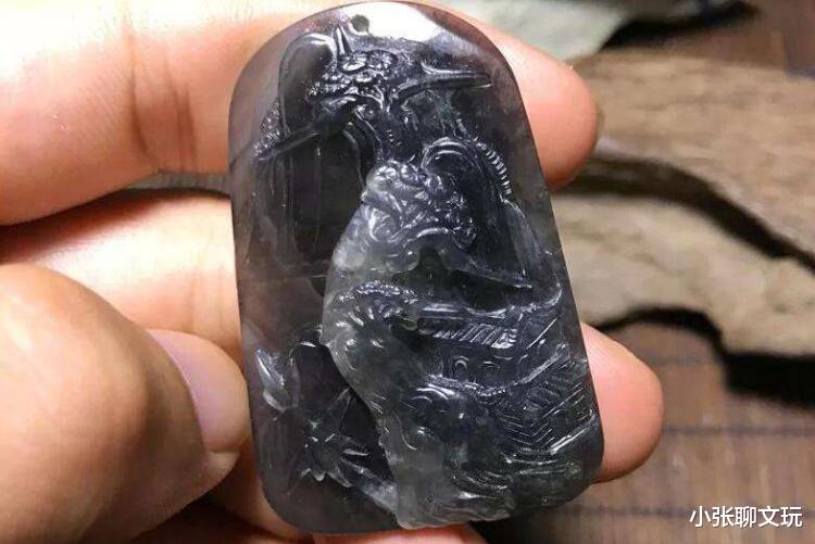 黑冰@原先人们不要的脏翡翠，现在却成为玩家高价追求的高货文玩
