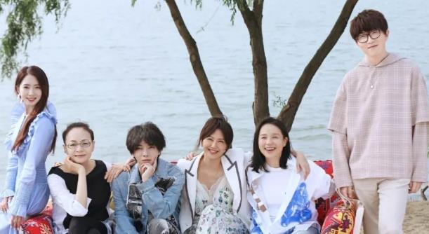 华晨宇@《明日之子4》改做乐队,华晨宇暂别舞台,由他们接手导师职位