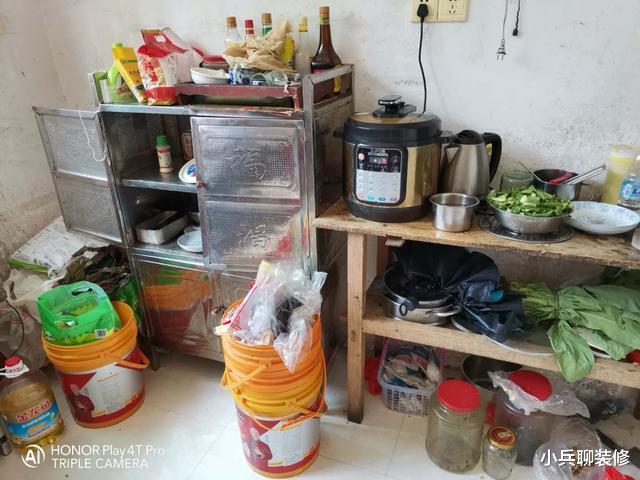 |第一次去女朋友家，走到楼梯口还没进门，我就被吓到了