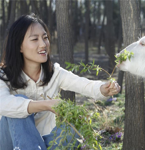 成都|清华女博士石嫣：隐居山林11年，靠种田年入800万，父母已认不出