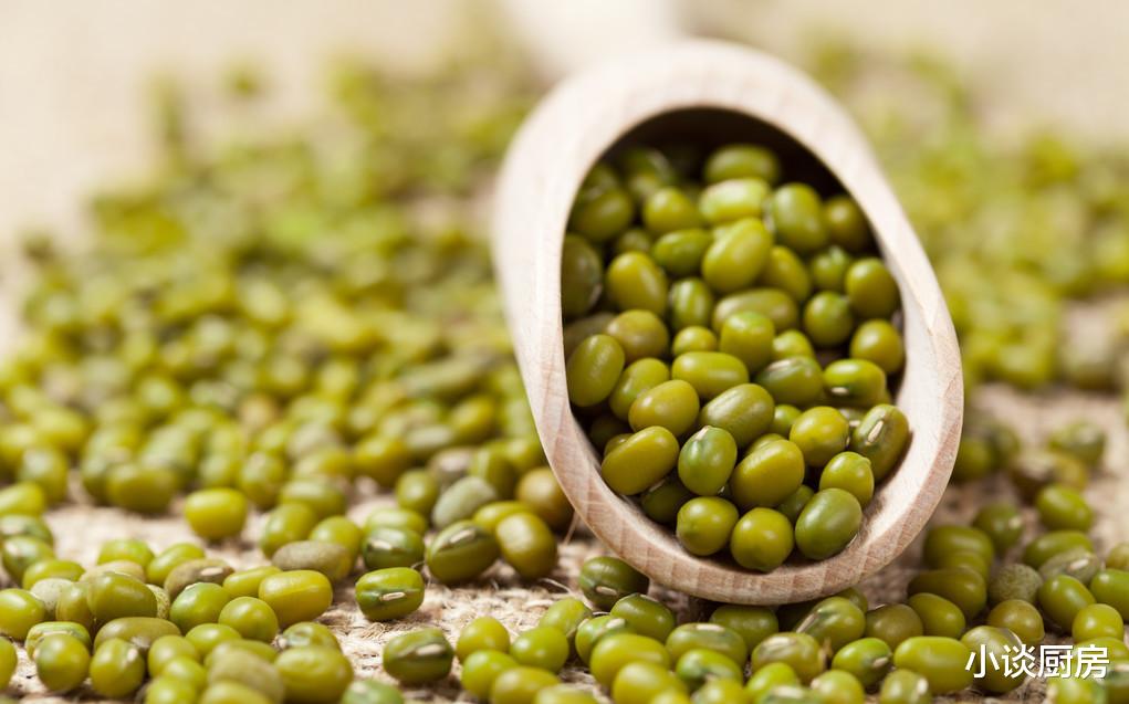 [苦瓜]立夏前后，这8种食物要多吃，好吃又有营养，比吃肉还好