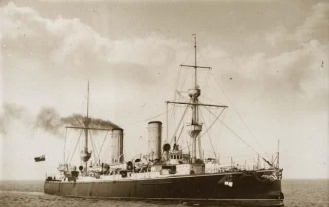 『苏联』我国有过6艘航母,现有2艘在海军服役,其他4艘去哪了