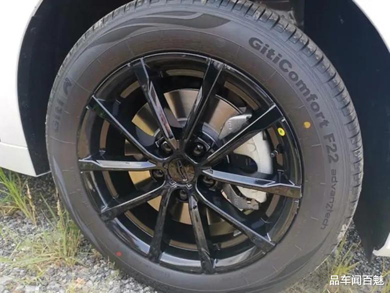 吉利博瑞|新款吉利博瑞相继到店，全新前脸宛如“换标”沃尔沃，增配不加价