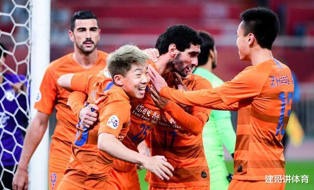 马鲁万·费莱尼■费莱尼晒训练照,鲁能VS青岛黄海,他有望出场