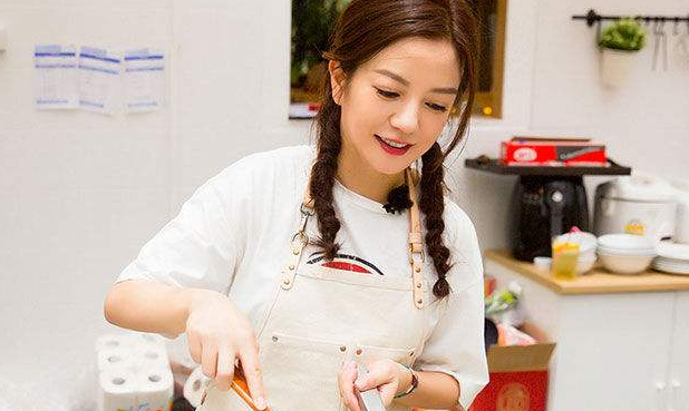 赵薇|韩国“腿精”遭挑战!赢了5亿天价的美腿,却输给成功瘦身的赵薇