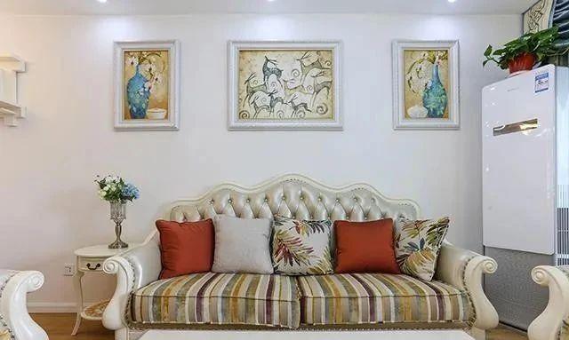 |朋友总炫耀她家漂亮，请她到我家参观，逛完后她就不坑声了