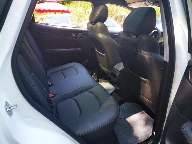 【SUV】1.5L+CVT！顶配才8万块，这款SUV出手就想要热度？