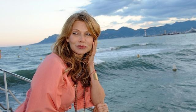 [衰老]雌激素即将“断流”的女人，4物最好尽早拉黑，切莫自讨苦吃