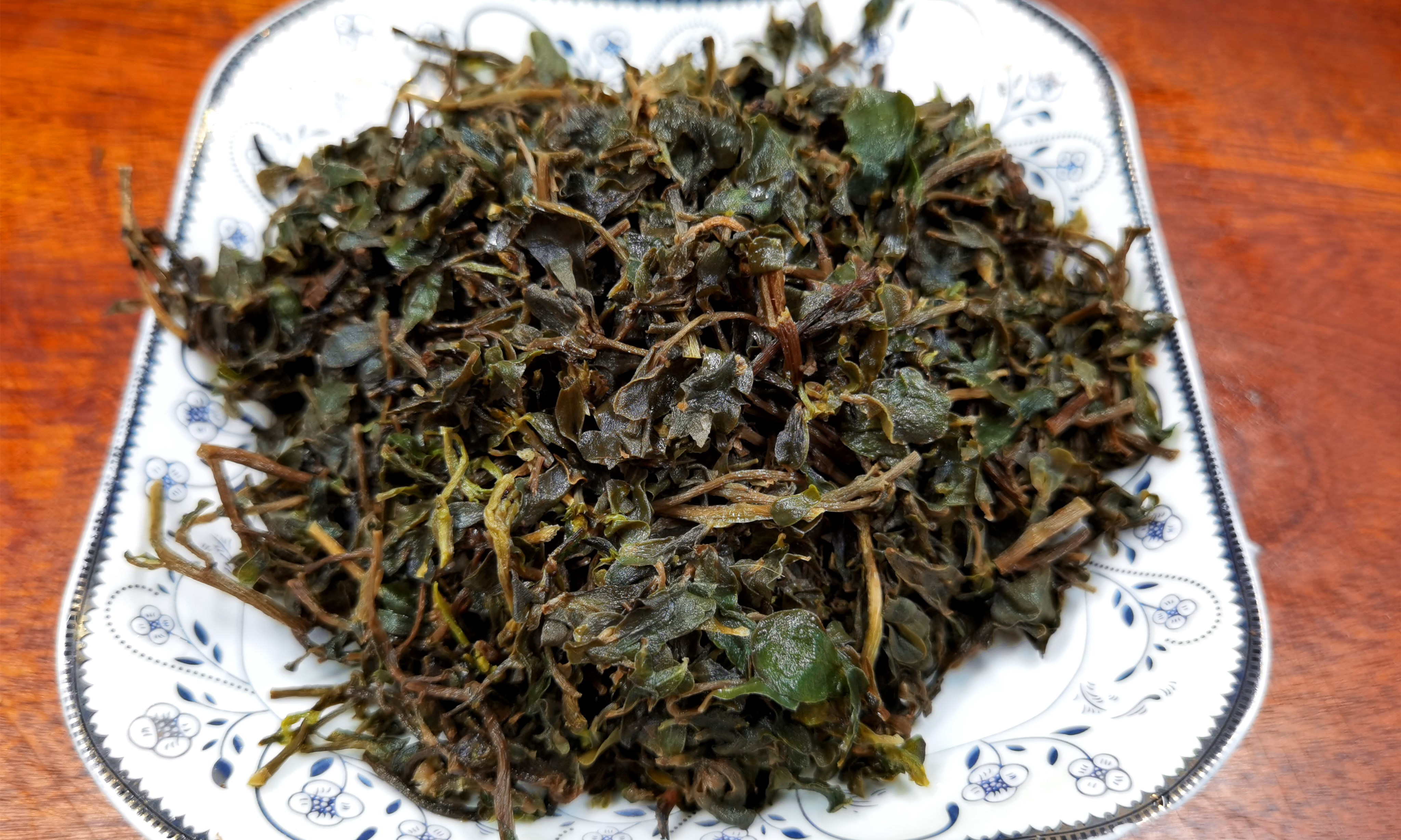 |入秋后,遇见此菜别手软,一次整100斤,晒干存起来,冬天吃最香