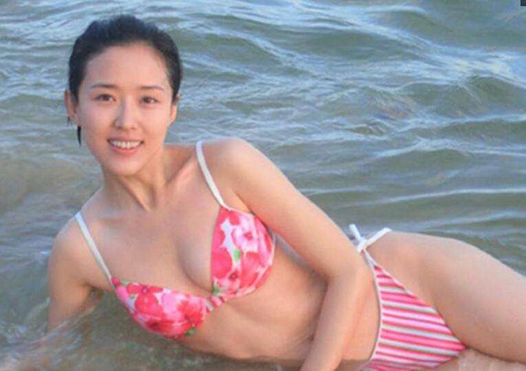 颜丹晨|“嫦娥”爱上“邢捕头”后，这对相差13岁的“夫妇”，简直让人有些太上头！