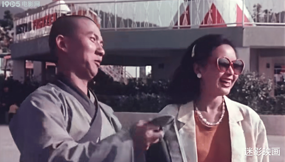 香港|中国无厘头电影鼻祖，功夫大战外星人，34年后再看依然笑死人！