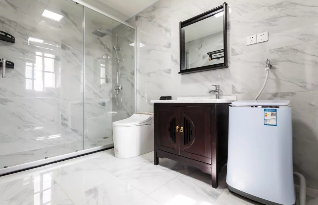 @卫生间如何布局？以实用为主就好，都去学学邻居家的设计吧