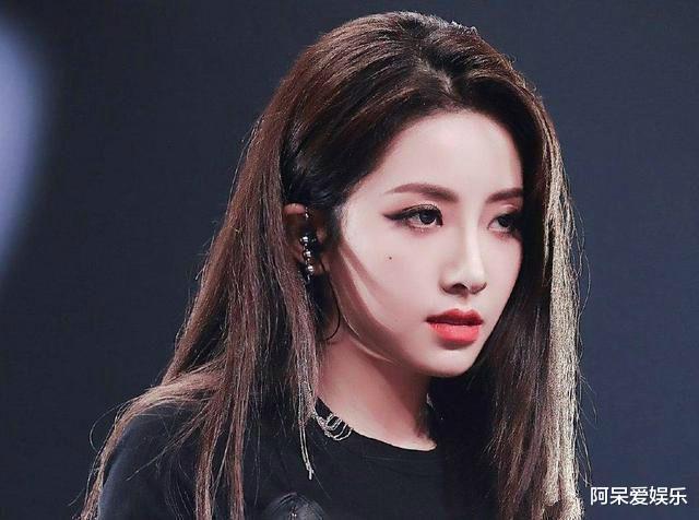 「金子涵」《青春有你》虎扑评选直男女神 宋昕冉战胜金子涵 总冠军未能出道