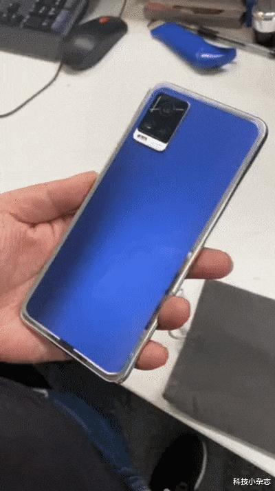 iphone11|未来手机或只有1个配色,但能变出多种颜色!电致变色技术登场