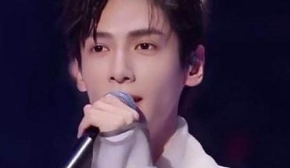 半是蜜糖半是伤■《半是蜜糖半是伤》,罗云熙的甜美爱情来了,告别虐心剧情