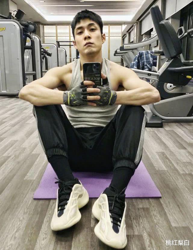 温心|孩子都生了却没嫁入豪门，如今又倒贴男明星，混得还不如梁洛施？