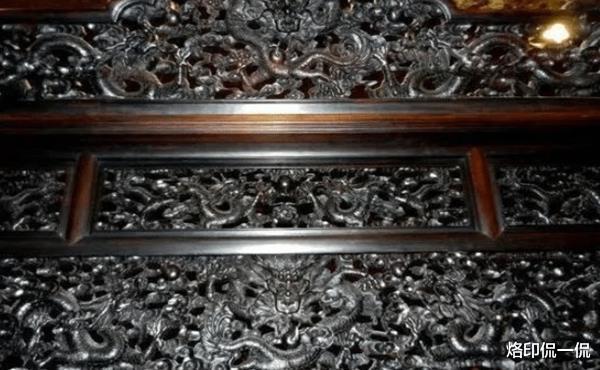 太监|清朝3吨重龙床现世,专家希望他能上交国家,收藏家:先给我5亿