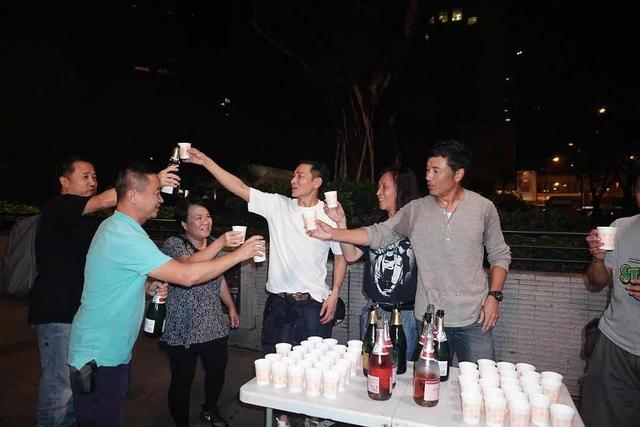 [刘德华]刘德华“零片酬”拍电影，票房不俗，稳站院线港片C位