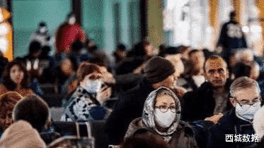 [美国]截至北京时间5月30日9时，美国传来惨烈消息：特朗普终于不再“头铁”了！