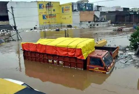 伊朗|警报已拉响！莫迪最不想看到的事发生，大批印度人开始大逃亡