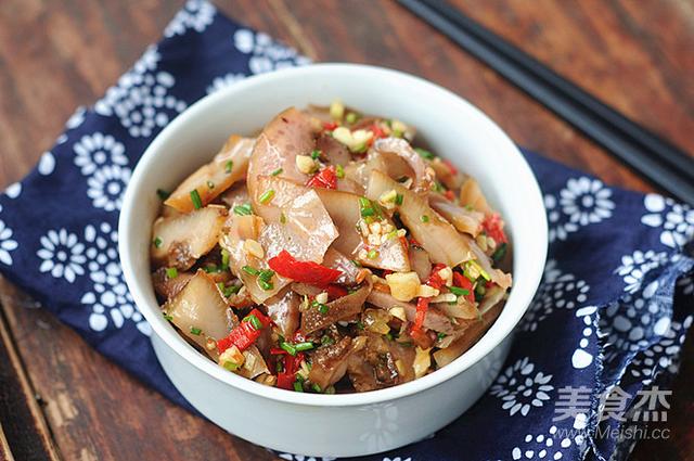 猪耳朵|中国最“尴尬”的下酒菜,曾是老一辈的最爱,现在却“地位低下”