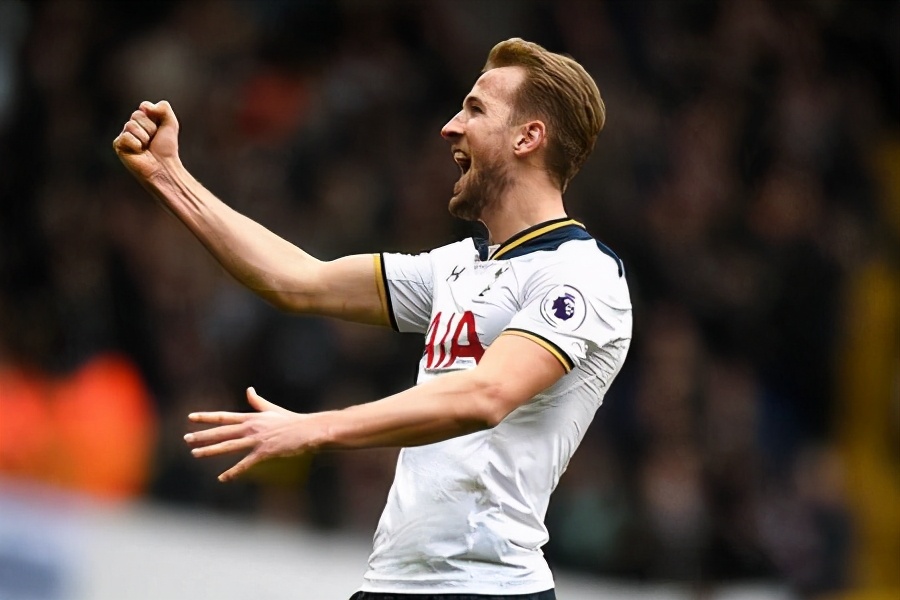 凯恩|打压阿里,力捧凯恩,还给桑切斯雪中送炭,跟穆里尼奥学用人