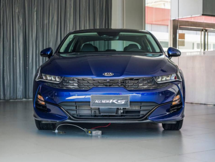 b级车@全新起亚K5将于9月上市，比思域漂亮十倍，大溜背配全景天窗，不足10万