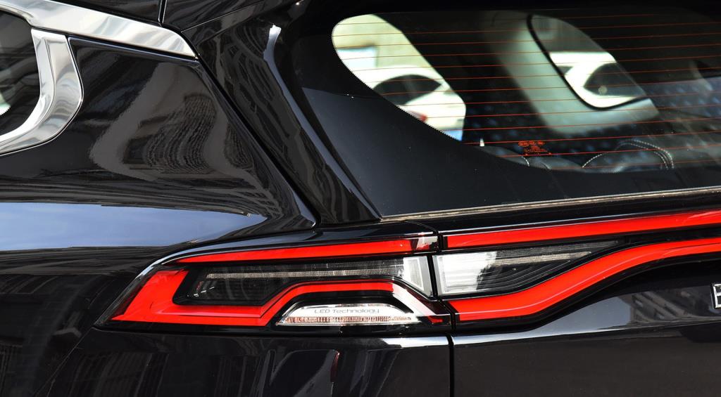 「比亚迪」民族品牌的骄傲!空间不输汉兰达,丐版配2.0T+6AT,售13.99万起