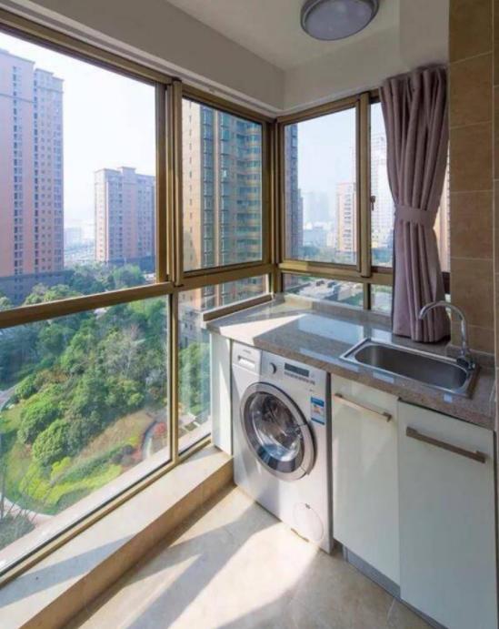 【】为什么外国人从不在阳台上放洗衣机？听朋友说完，我恍然大悟