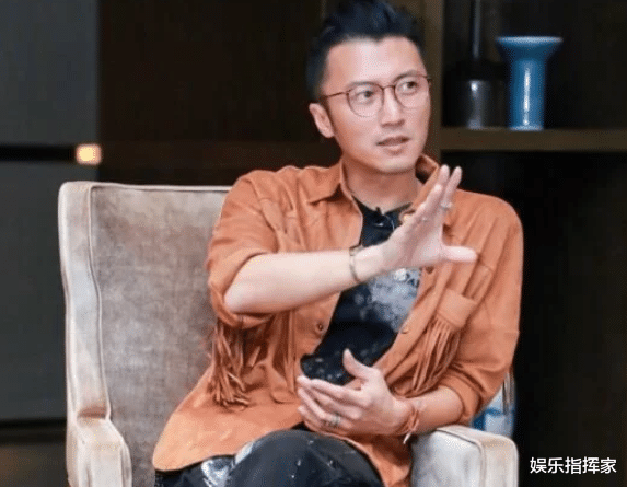 李宇春|张靓颖与李宇春的差距在哪？谢霆锋的一番话说到点上了，很到位！