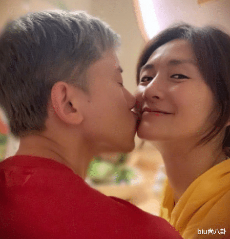 【应采儿】富养女儿有多么重要？谢娜狂晒跳跳和俏俏的生活照，直接打脸李湘