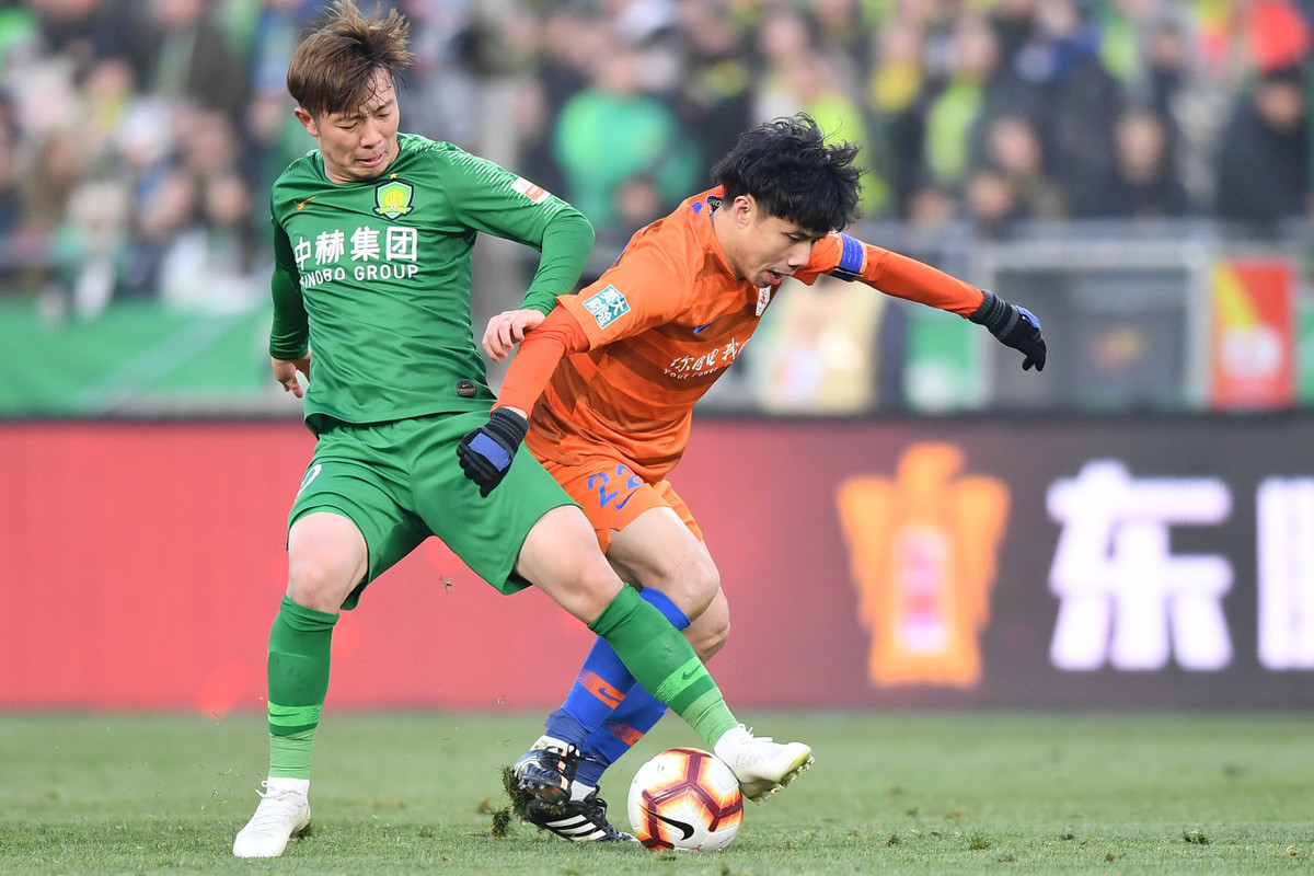 【国足】李铁麾下3名10号型中场，谁才是国足真正核心？球衣号码给出答案