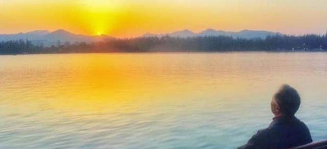 旅行|我国“最适合”老年人旅行的三个地方,导游热情,商贩也不宰客