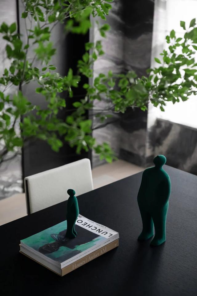 |200㎡精致灰私宅，特立独行的简约空间！