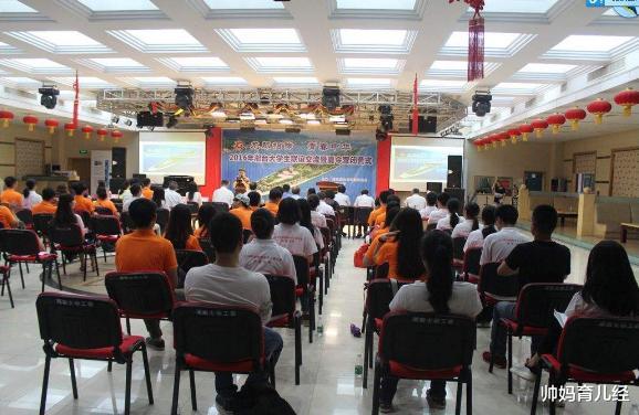 高校■在大学中，已经“人才饱和”的3个专业，明明就业很难却分数很高