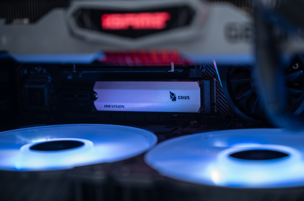 ntt|海康威视C3000固态硬盘,全面升级主控更高的可靠性