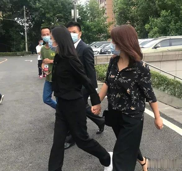 广州日报大洋网|妈妈被撞身亡谭松韵索赔501万，肇事者涉嫌毒驾、酒驾，毫无悔意