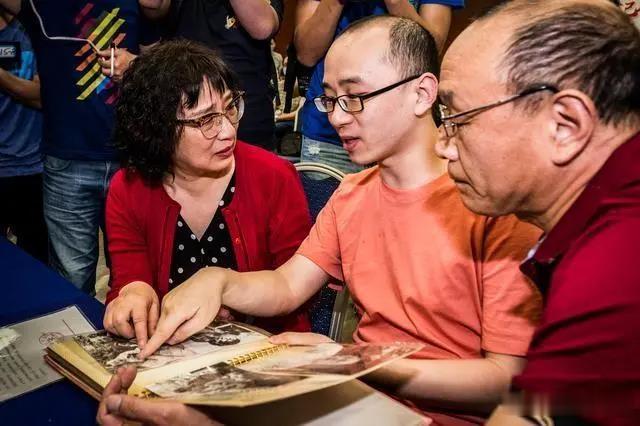 [龙虾]寻子32年，陕西这位母亲终于找到了丢失的儿子！