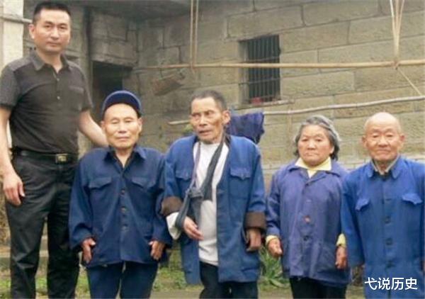 弋说历史|四川一“矮人村”：800村民平均身高80厘米，专家却说：不是侏儒症