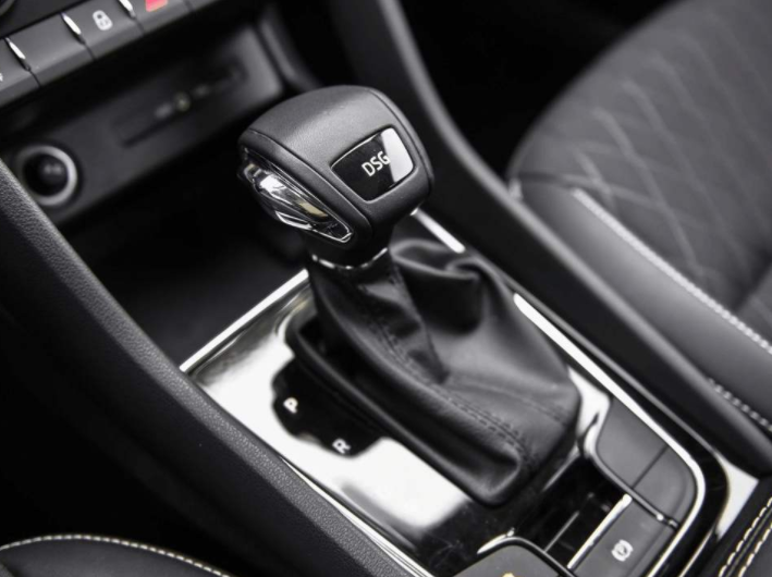 买车@“打死”别买这3种车，看似很流行，多数人买完就后悔！