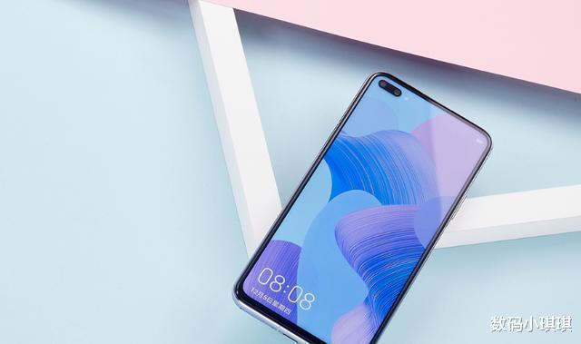 华为Nova|旗舰买不起？华为Nova8价格有诚意：四摄+联发科芯+轻薄机身