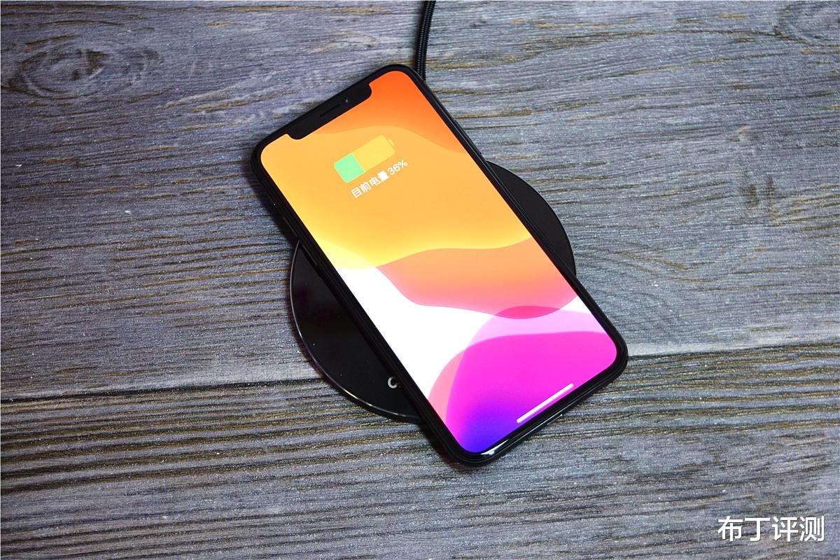 「iPhone X」时隔近三年，苹果首款全面屏旗舰，是否还值得入手么?