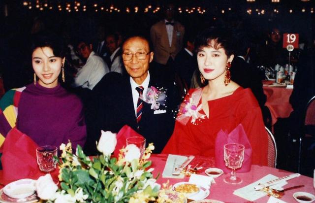 邵逸夫■为何一生捐款超100亿的邵逸夫，却拒绝李小龙1万美金的片酬？