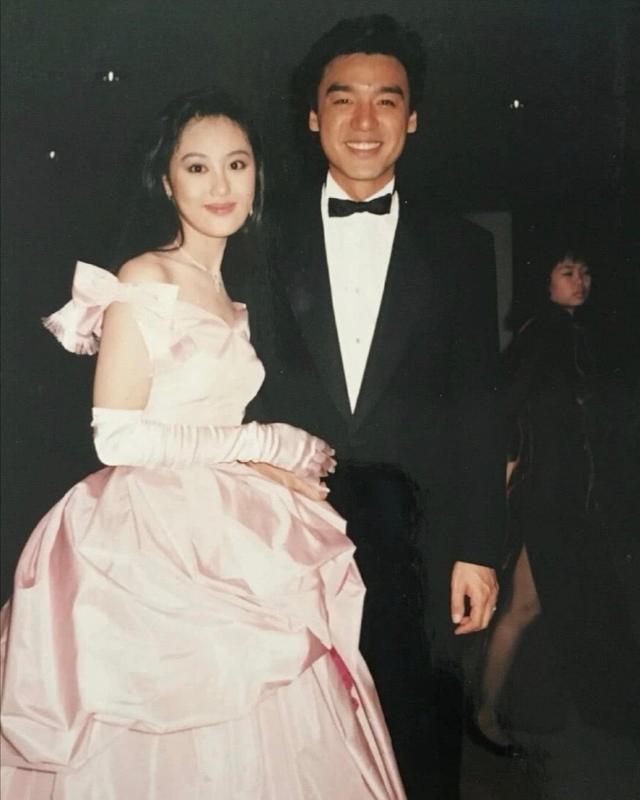 「章小蕙」香港第一“败家女”,败光两位亿万富翁,欠下巨额债款,如今翻盘